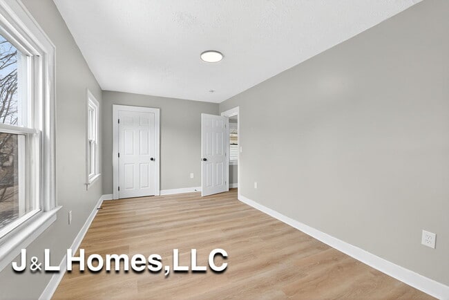 Building Photo - 888 Miller Ave