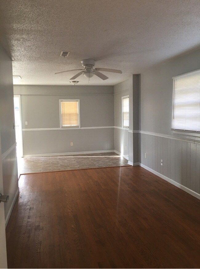 Building Photo - 967 Ford Chapel Rd