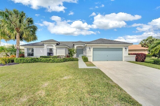 Building Photo - 3833 Cypress Lake Dr