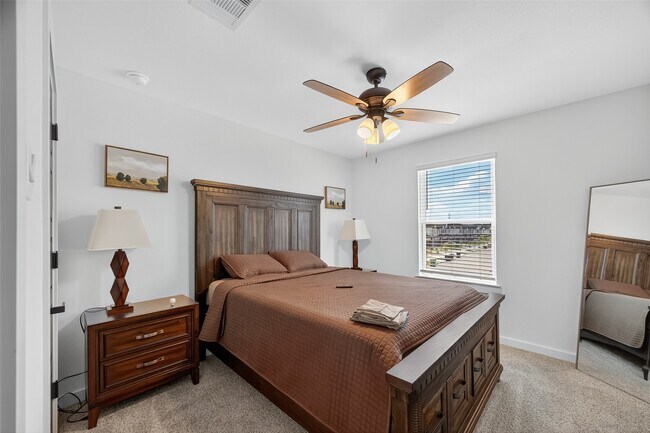 Building Photo - 3233 Creston Gate Dr