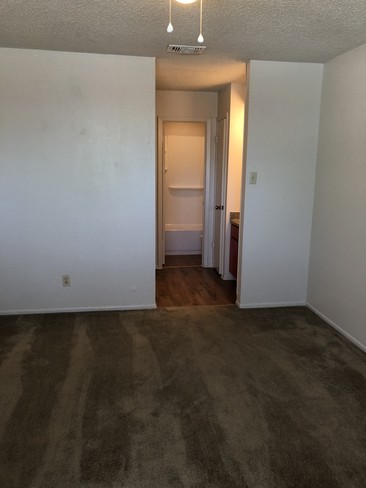 Floorplan - Briarbend Apartments