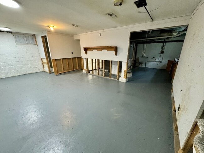 Building Photo - 1435 S Buckeye St