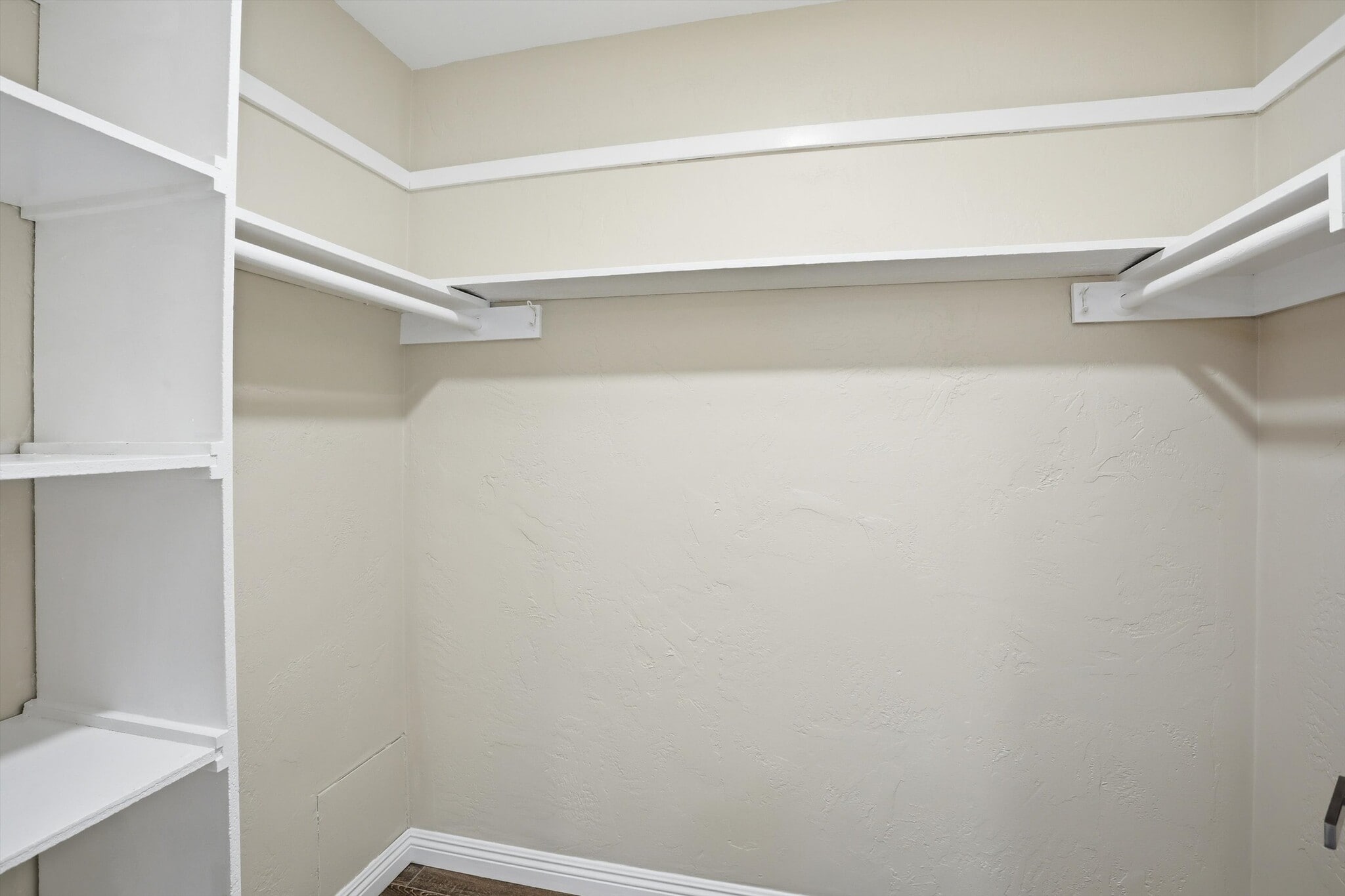 Building Photo - 840 Bonita Ave