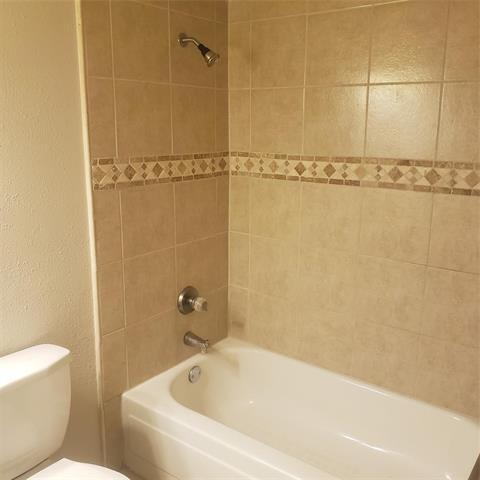 Building Photo - 504 Scarlet Oak Dr