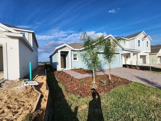 Building Photo - 2713 Runners Cir