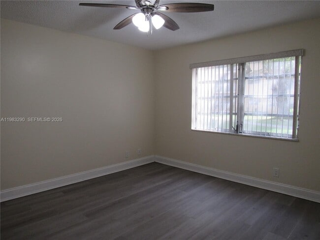 Building Photo - 100 Ashbury Rd