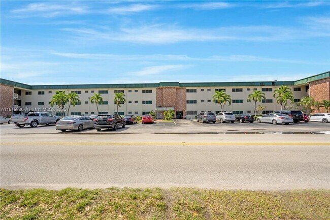 Building Photo - 1450 Atlantic Shores Blvd