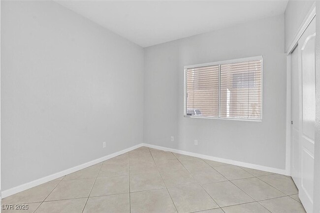 Building Photo - 2344 Huntsville Dr