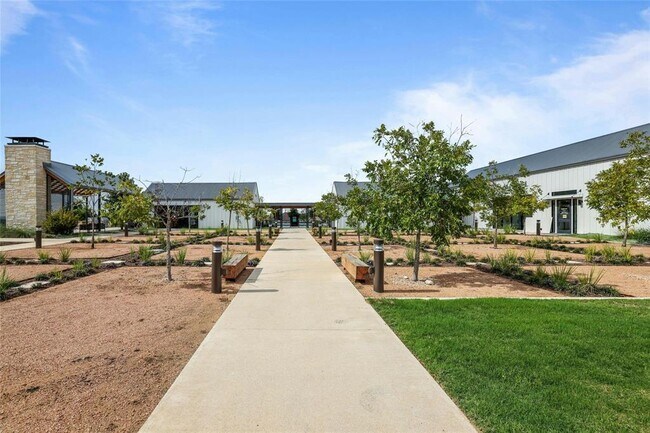 Building Photo - 424 Red Buckeye Loop