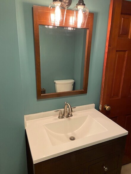 Building Photo - 467 Worthington Rdg