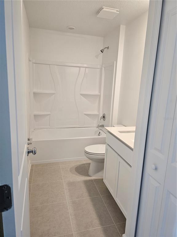 Building Photo - 3386 Alexander Dr