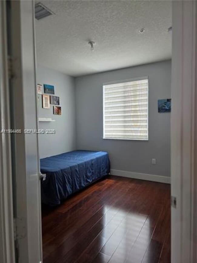 Building Photo - 10222 NW 64th Way