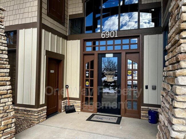Building Photo - 6915 W 3rd St
