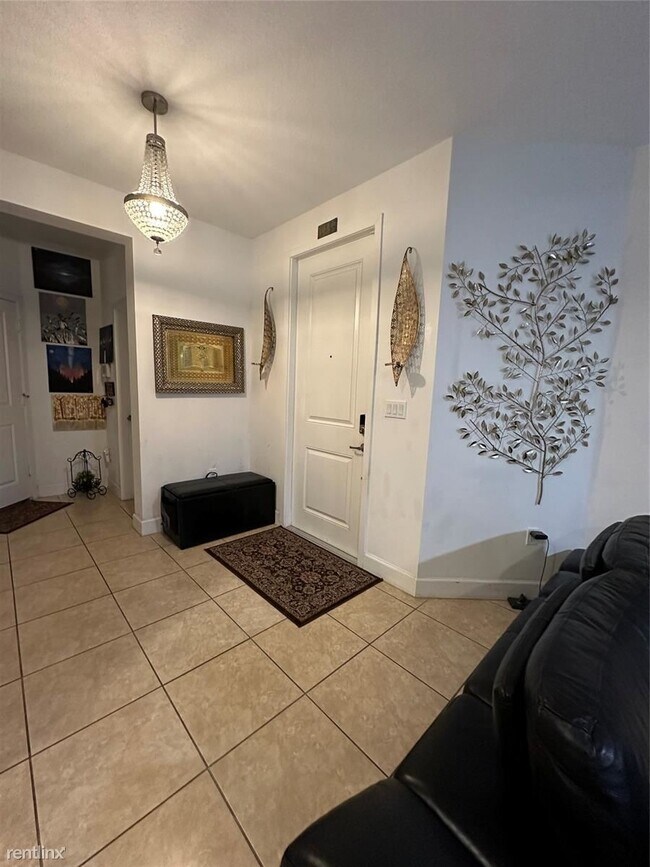 Building Photo - 4 br, 3 bath House - 4879 NW 55th Pl