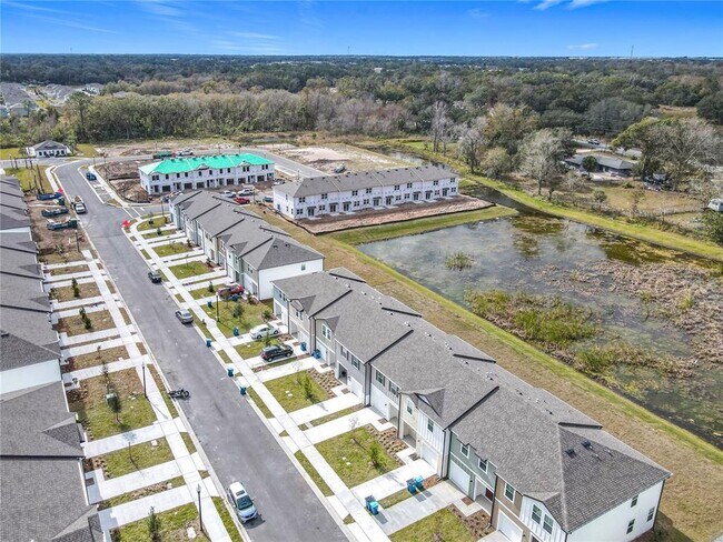 Building Photo - 3270 Vesara Dr