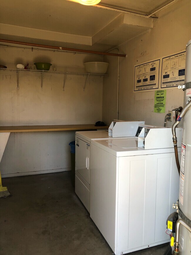 Building Photo - 183 Southampton Way