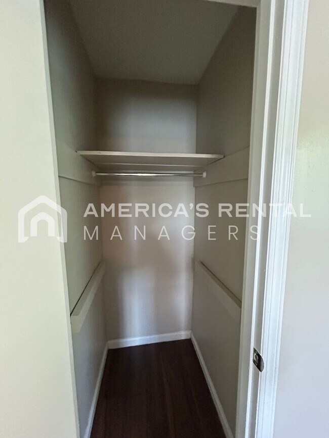 Building Photo - MOVE IN SPECIAL!!! - Home for rent in Pinson! Available to View Now! Sign a 13-month lease by 7/3...