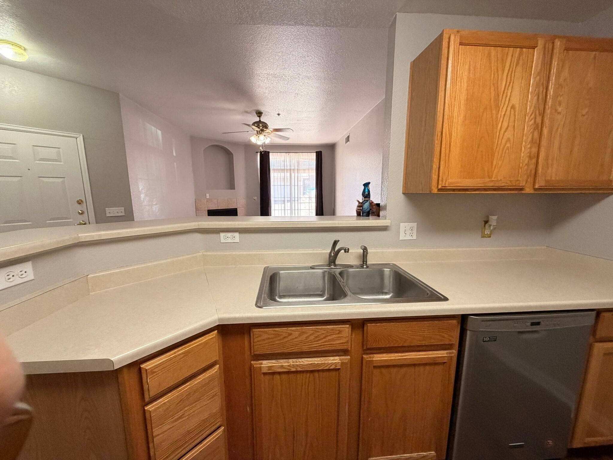 Building Photo - 7440 S Blackhawk St