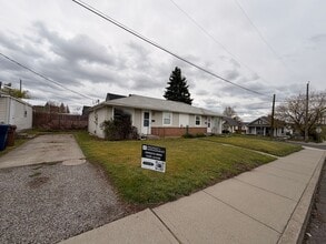 Building Photo - 3106 N Lidgerwood St