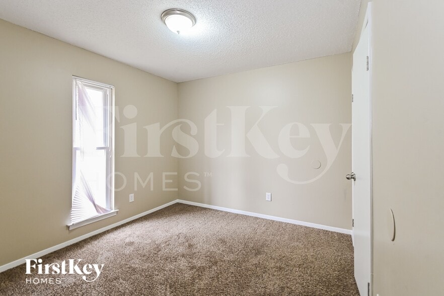 Building Photo - 6630 Windflower Ln