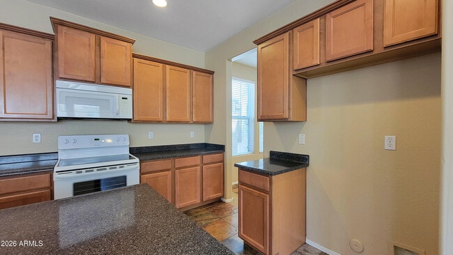 Building Photo - 21156 W Elm Way