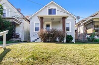 Building Photo - 1826 Greenwood Ave