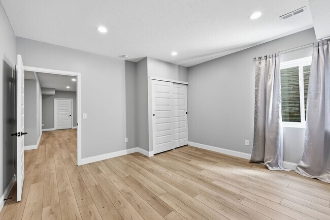 Building Photo - 8017 Pleasant Dr