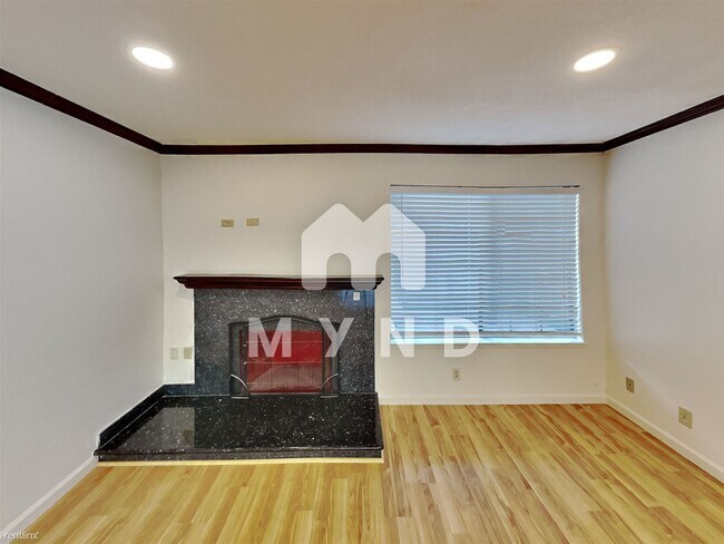 Building Photo - 3 br, 2.5 bath Townhome - 34320 Gadwall Cmn