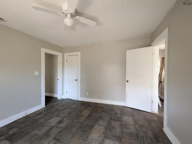 Building Photo - 1706 McGregor Ave