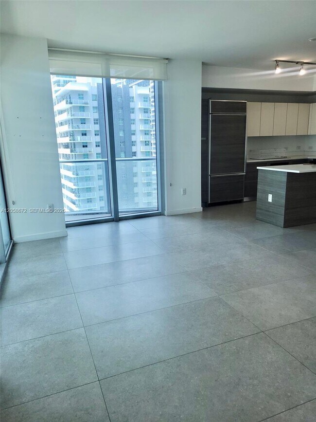 Building Photo - 1100 S Miami Ave