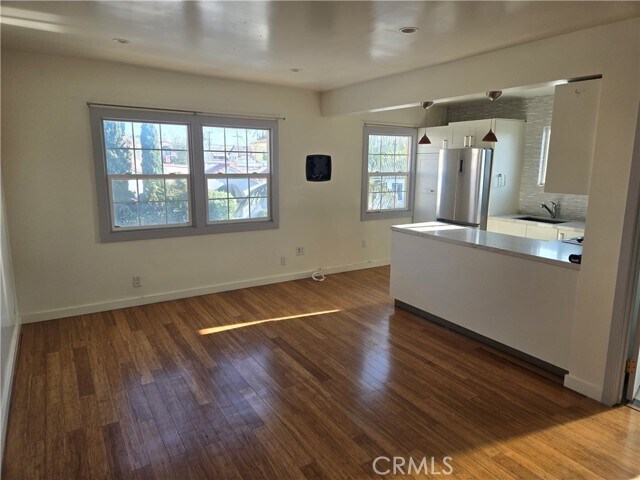 Building Photo - 213 Covina Ave