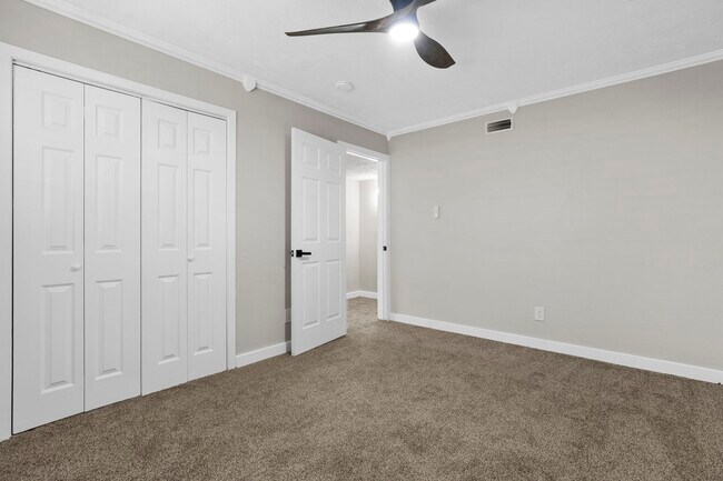Building Photo - 3902 Marywood Dr