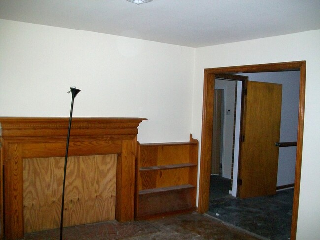 Building Photo - 7111 Foxlair Dr