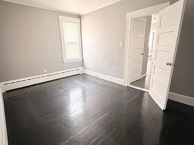 Building Photo - 129 Sage Ave