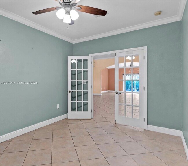 Building Photo - 14571 SW 160th Ct
