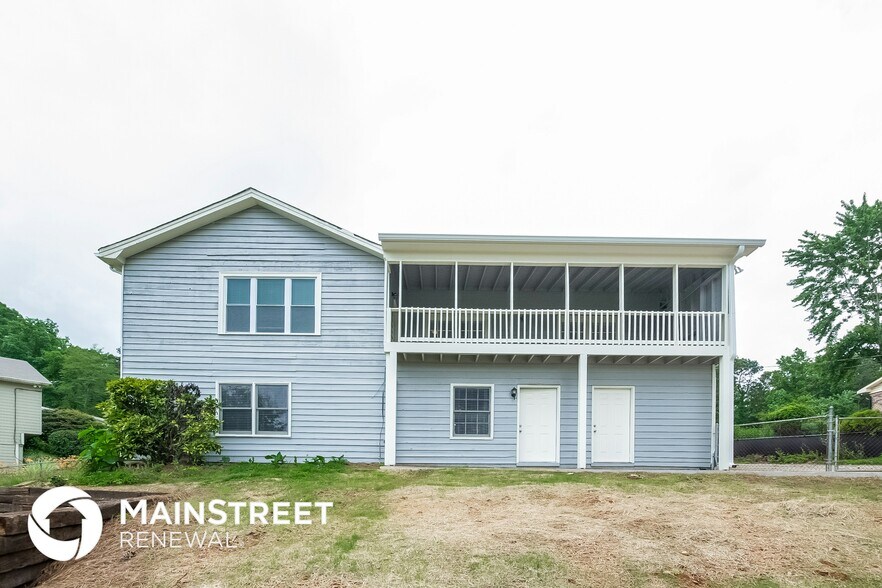 Building Photo - 633 Stone Harbor Pkwy SW