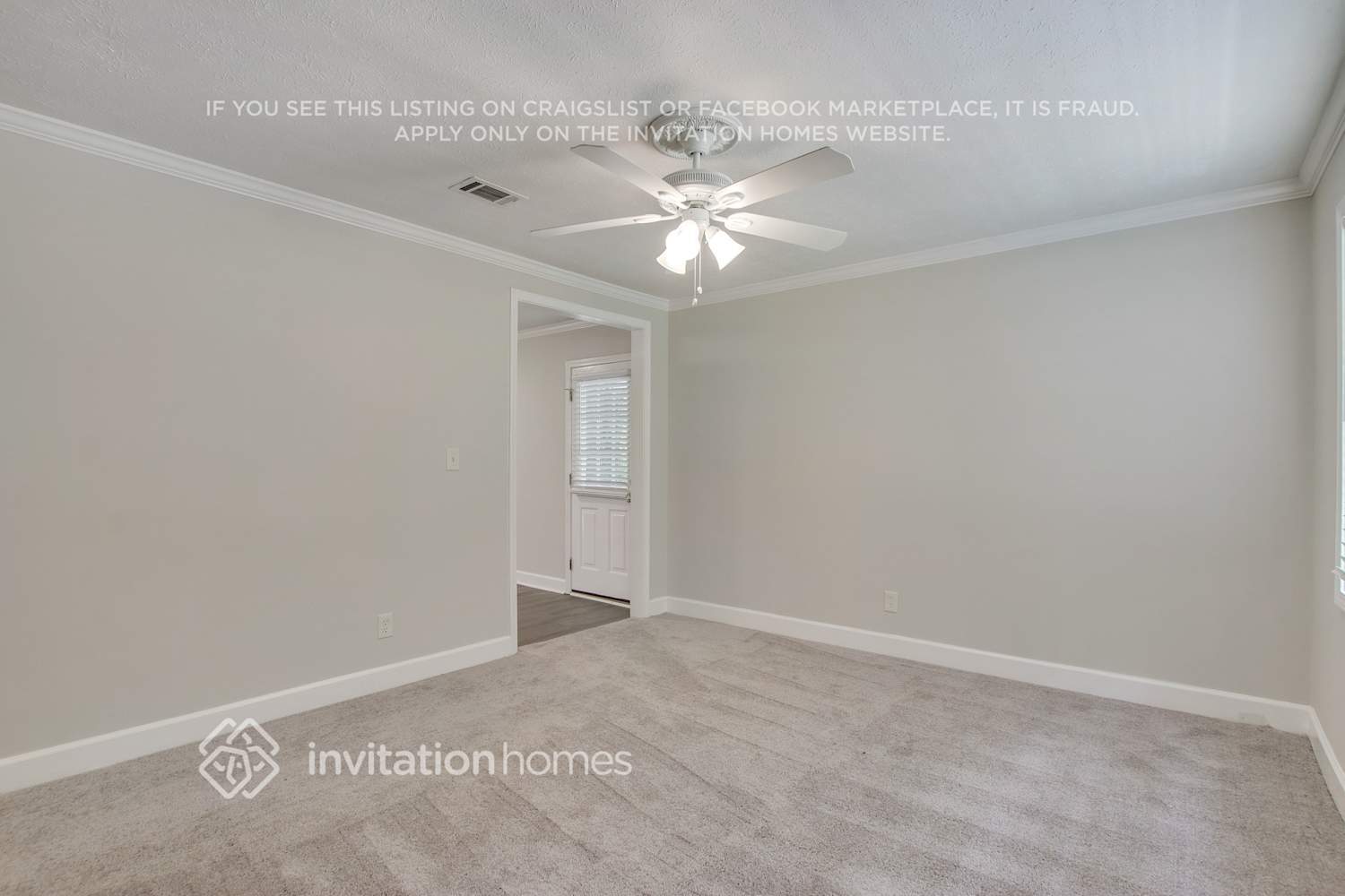 Building Photo - 3552 Meadowview Dr