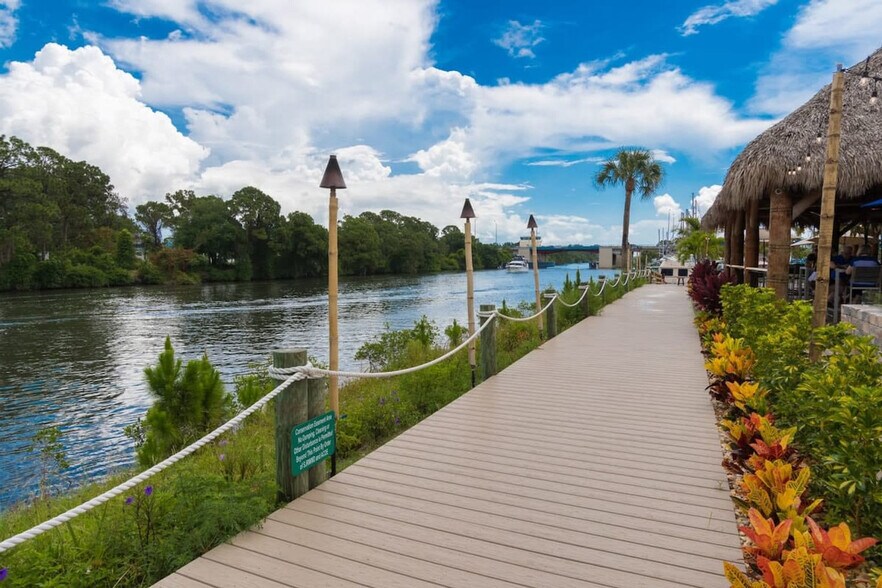 Building Photo - 202 Ivory Coral Ln