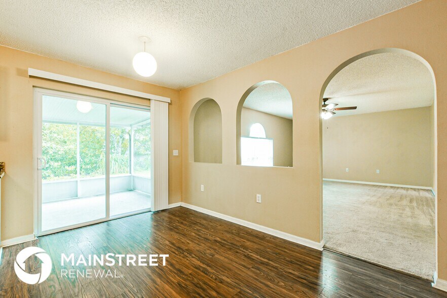 Building Photo - 3928 Stonefield Dr