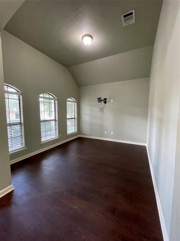 Building Photo - 951 Oak Terrace Dr