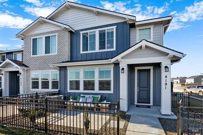 Building Photo - Brand New Home in Desirable Eagle