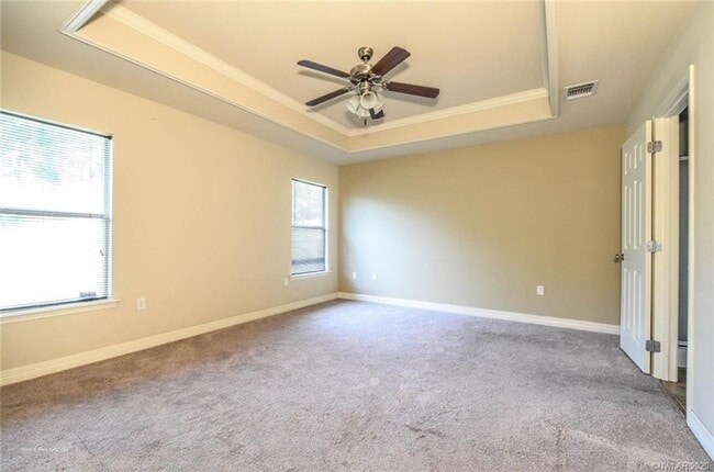 Building Photo - Savannah Place 3 Bed 2 Bath