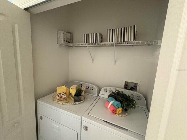 Building Photo - 316 Chelsea Dr