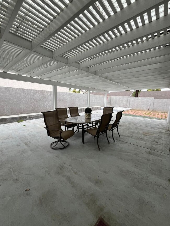 Building Photo - House for Rent Minutes from Mexico Border