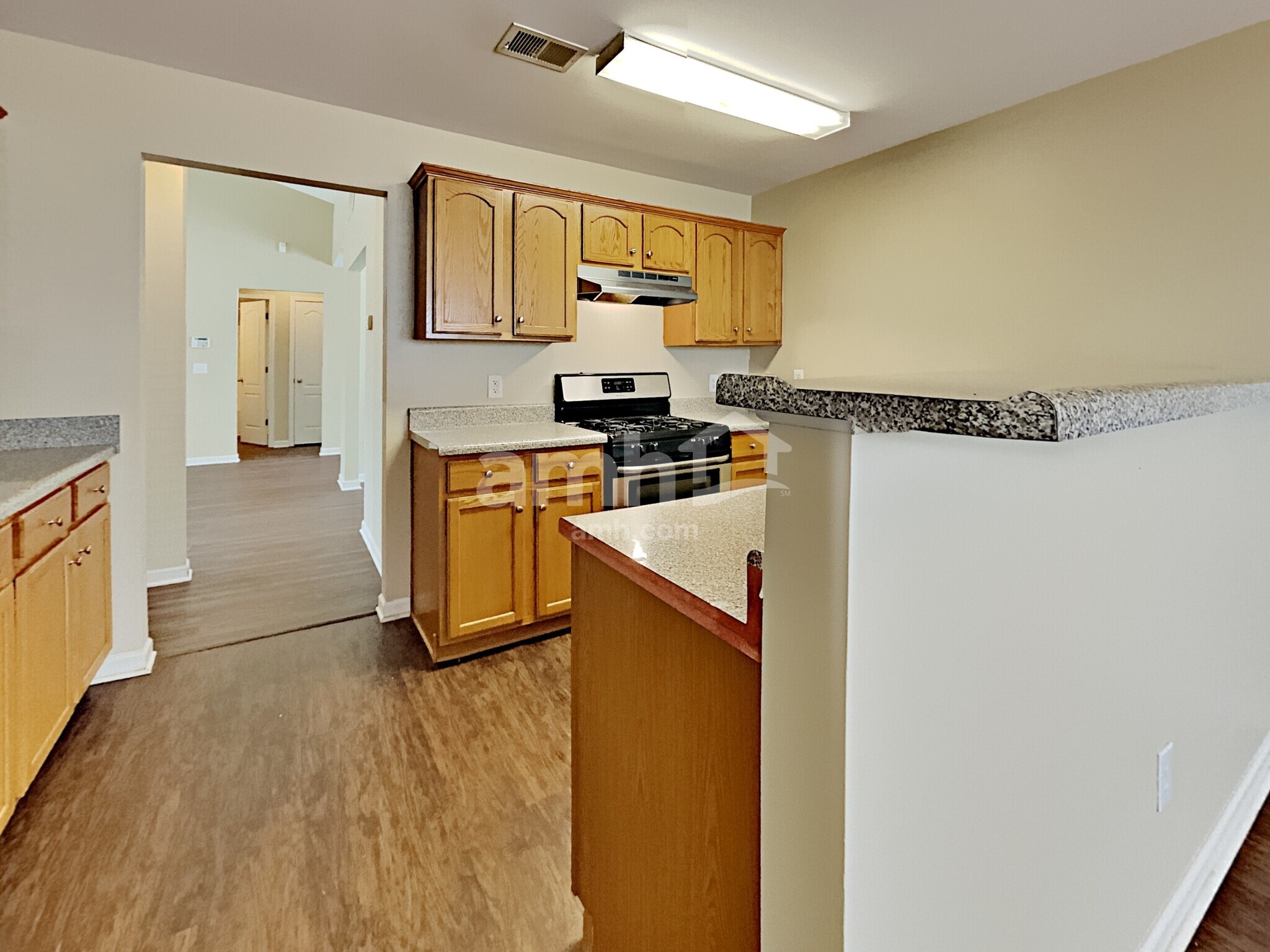 Building Photo - 6078 Lancelot Ln