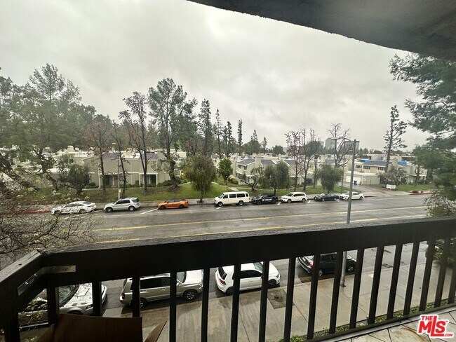 Building Photo - 22100 Burbank Blvd