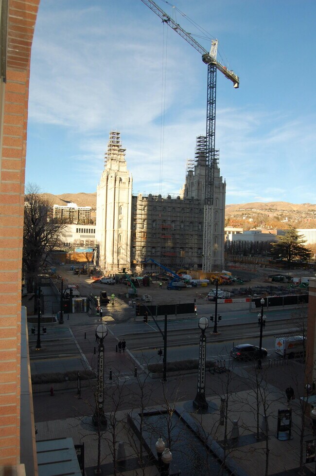 Building Photo - 55 W S Temple