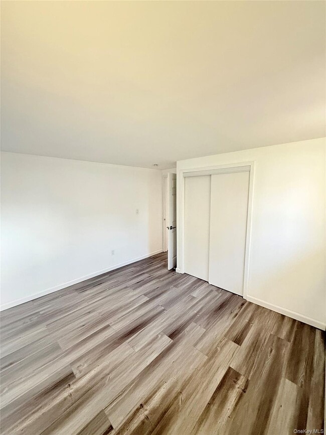 Building Photo - 193 E John St