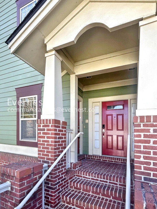 Building Photo - 1428 Olden Ln