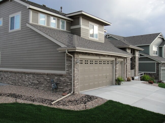 Building Photo - Absolutely Stunning West Arvada/Golden Gem...